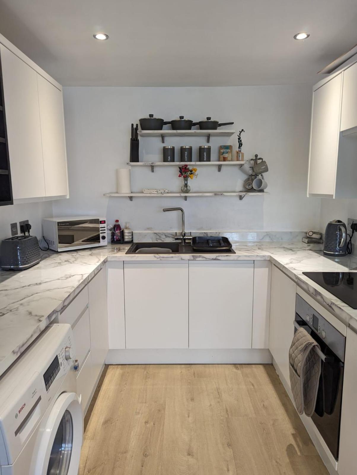 2-Bed Apartment Heart Of Cardiff Bagian luar foto