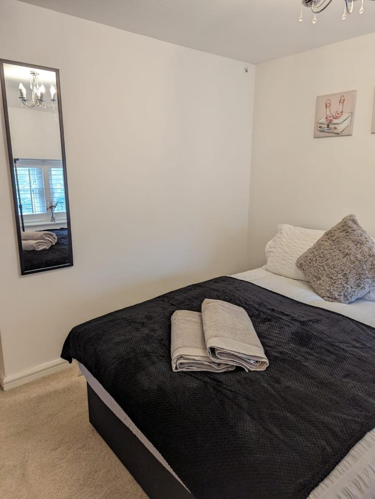 2-Bed Apartment Heart Of Cardiff Bagian luar foto